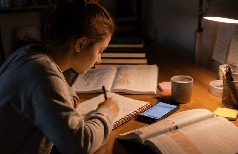 Melhores Aplicativos para Estudar: Top 5 Que Mudam a Rotina